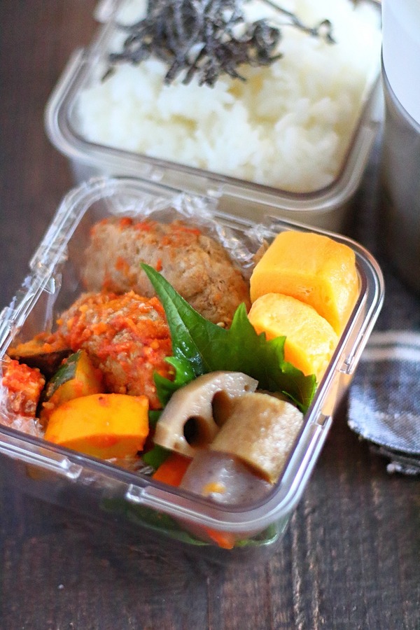 煮込みバーグといりどりの夫弁当(保存容器)