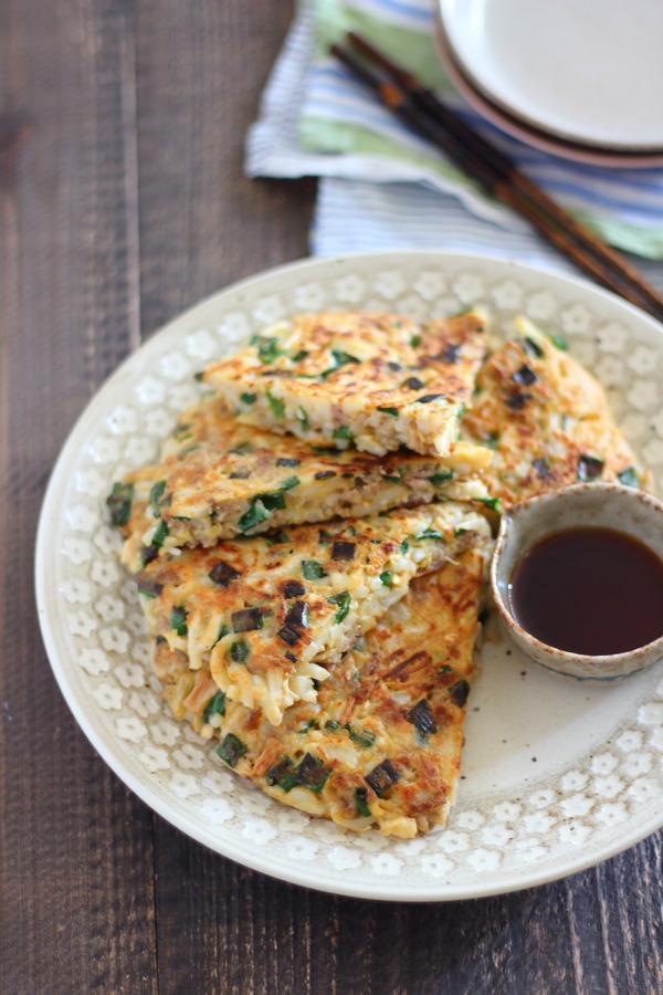 高槻のうどん餃子をフライパンでガレット風に焼いたレシピ