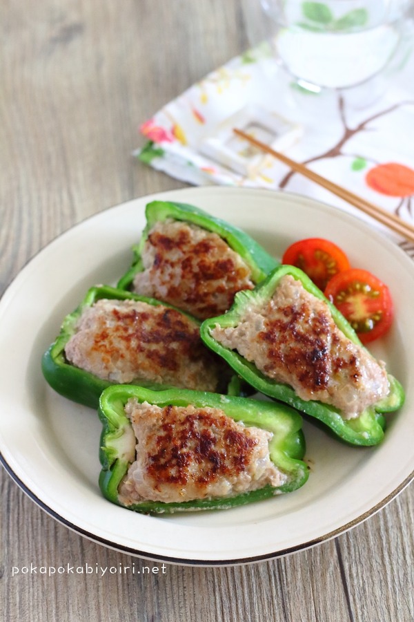 フライパン用ホイルシートを使って簡単に作るピーマンの肉詰めのレシピ