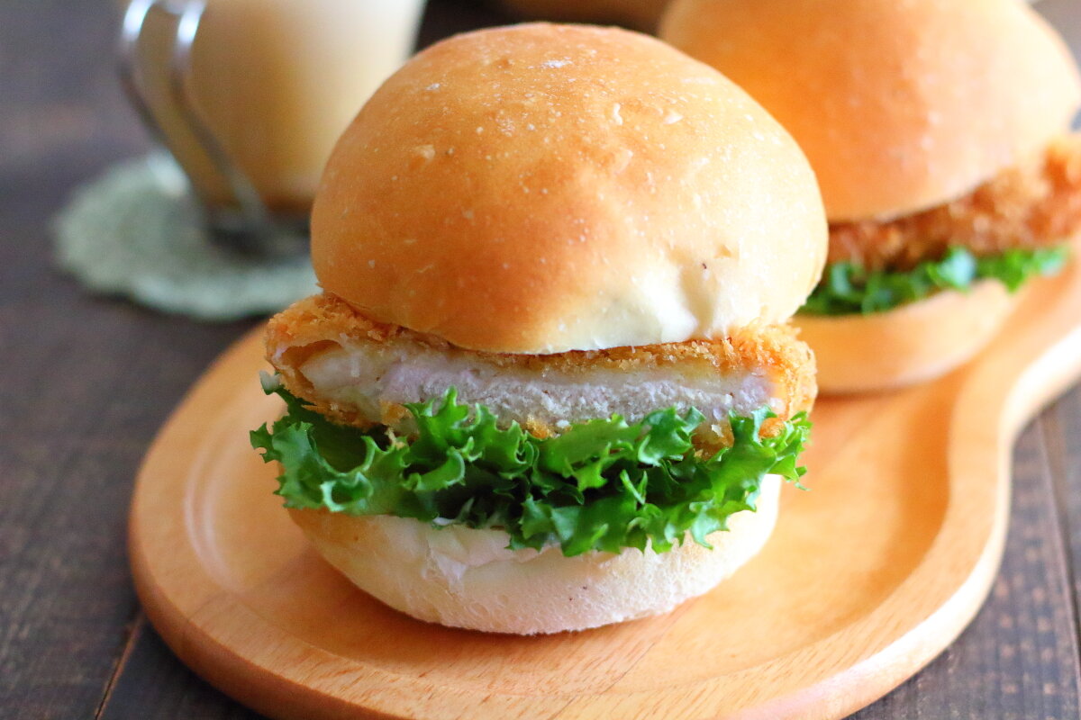 簡単なまるパンで豚カツバーガー ホームベーカリー使用レシピ ぽかぽかびより レシピ 作り方 コツ Powered By ライブドアブログ