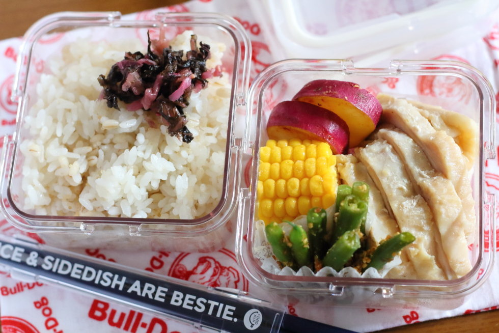 簡単弁当 レンジで鶏ハムをしっとり柔らかく作るコツ 週末のご飯日記 献立写真 ぽかぽかびより レシピ 作り方 コツ Powered By ライブドアブログ