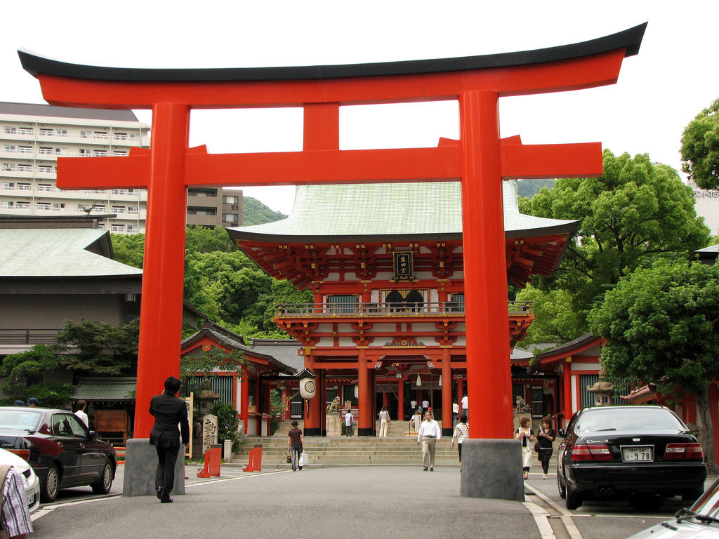 神戸市 生田神社はポケストップが多くてミニリュウも出るぞ ポケモンgoのポケストップ攻略ニュース