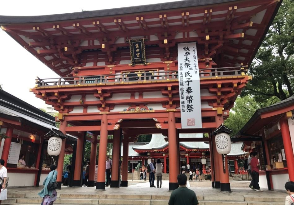 兵庫県神戸市 生田神社はポケストップのルアーモジュール全開で大人気 ポケモンgoのポケストップ攻略ニュース