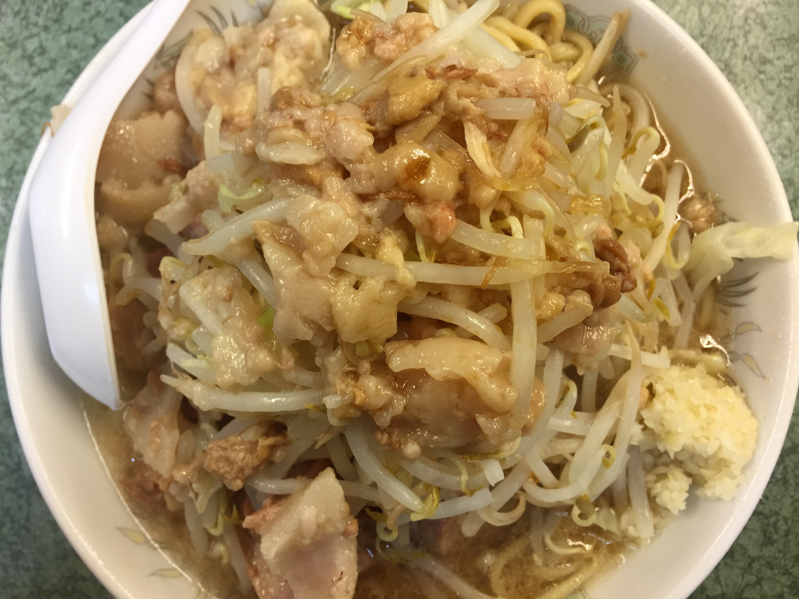 ラーメン二郎 新宿小滝橋通り店 平成30年5月26日 愛国くんの備忘録