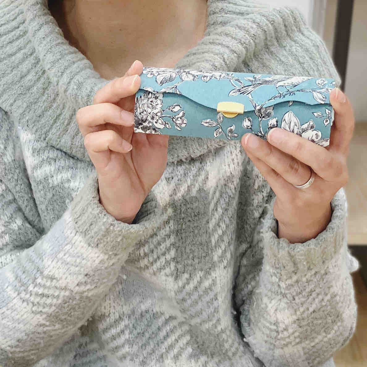 ♥️手編み♥️がま口　ティッシュボックスカバー　メガネケース　綿棒ケース　マスク入れ ♥️手編み♥️がま口ティッシュボックスカバーメガネケース綿棒