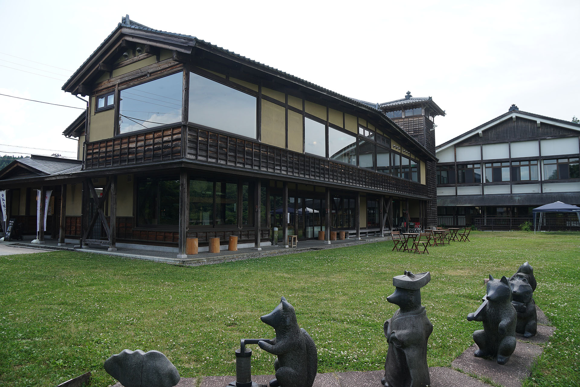 テラスわんこok 狐の嫁入り屋敷に移転オープンしたまんまカフェ 黒ぽめあんこ と 黒ぽめおはぎ