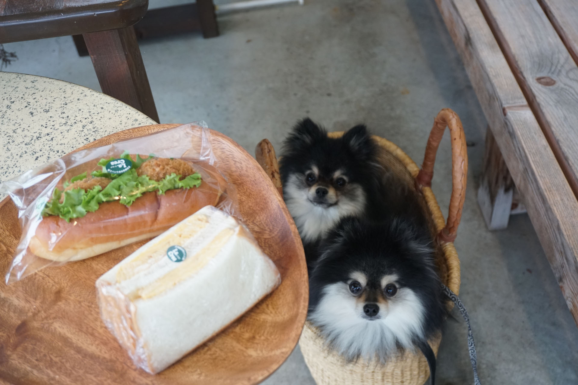 テラスわんこOK】見附駅正面にある天然酵母のパン屋さんラ・クレア