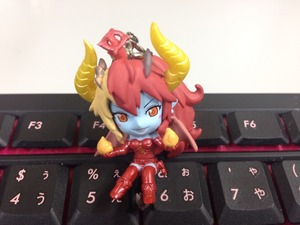 降臨フィギュアストラップ,ガチャ