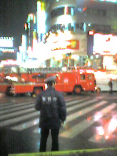 新宿ドンキで火事1
