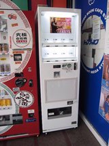 トップジャパン日本橋店_自販機_アイドル缶_7月発売予定