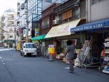 珈琲店バロック_向いの様子