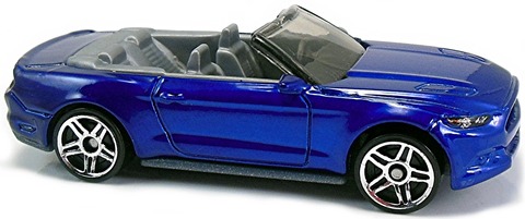2015-Mustang-GT-Convertible-b