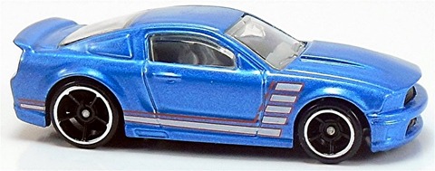 Custom-07-Ford-Mustang-b