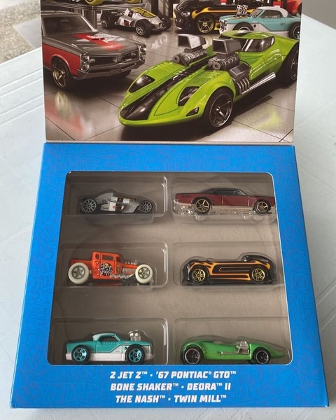 Hot-Wheels-Legends-Tour-Multipack-1