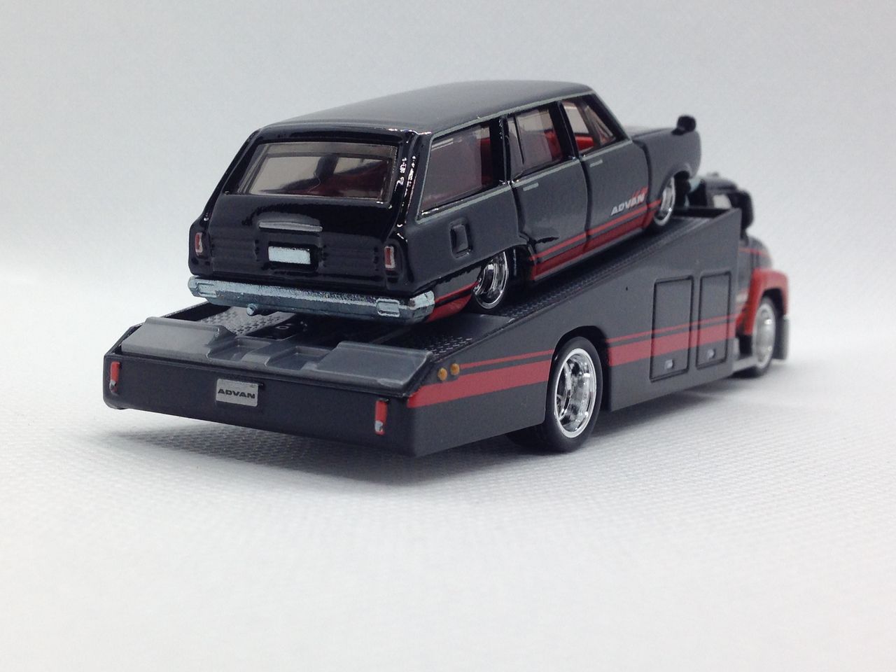 69 nissan skyline van carry on
