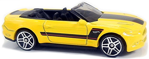 2015-Mustang-GT-Convertible-c