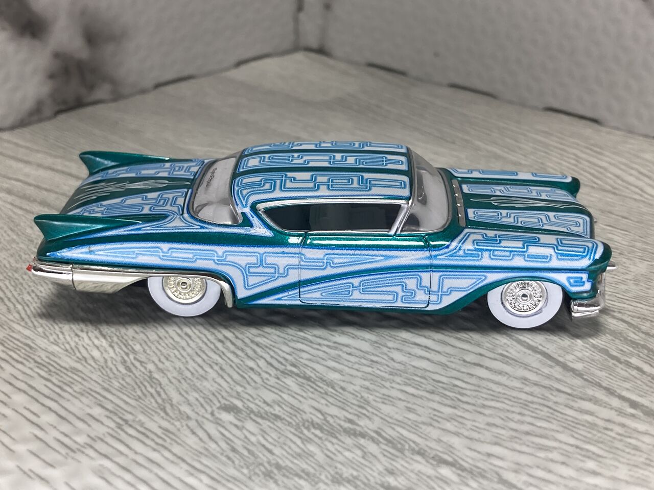 ブリバリ☆ 57 Cadillac / Troy Lee Designs / ホットウィール / Hot