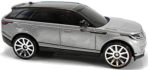 Range-Rover-Velar-a