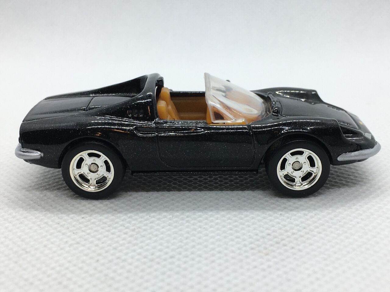 ホットウィール ルース品 Ferrari DINO 246 GTS / Hot Wheels GARAGE