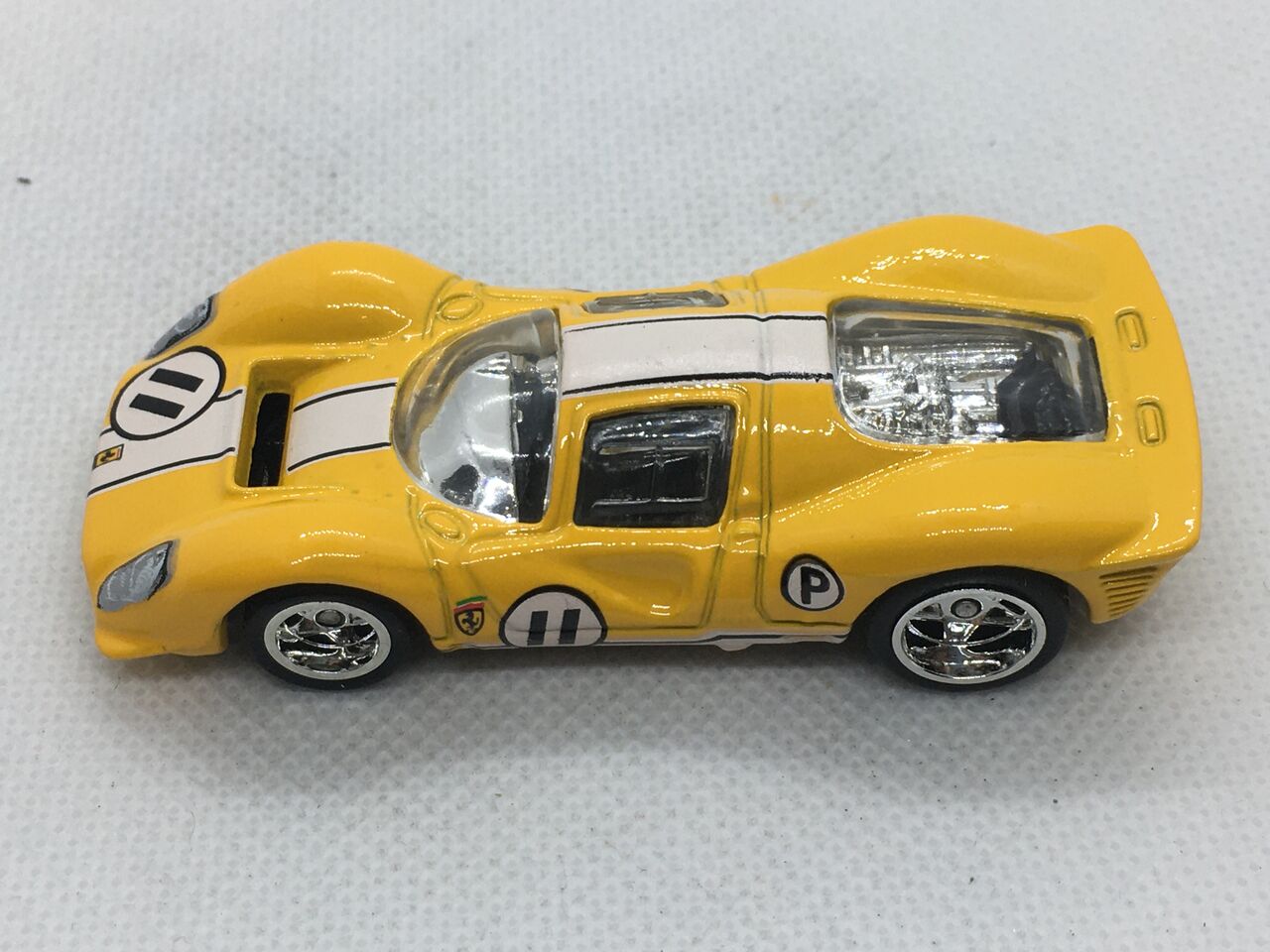 ホットウィール、フェラーリ 330 P4 FERRARI P4のレビュー！デイトナ1-2-3フィニッシュの330P 24号車