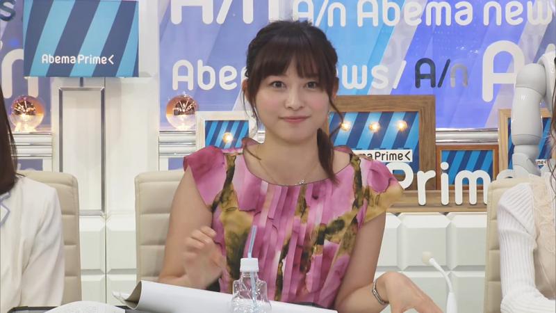 久富慶子のわずかに見えるエロい黒のブラ紐 ポン吉の気になる話 芸能まとめ速報