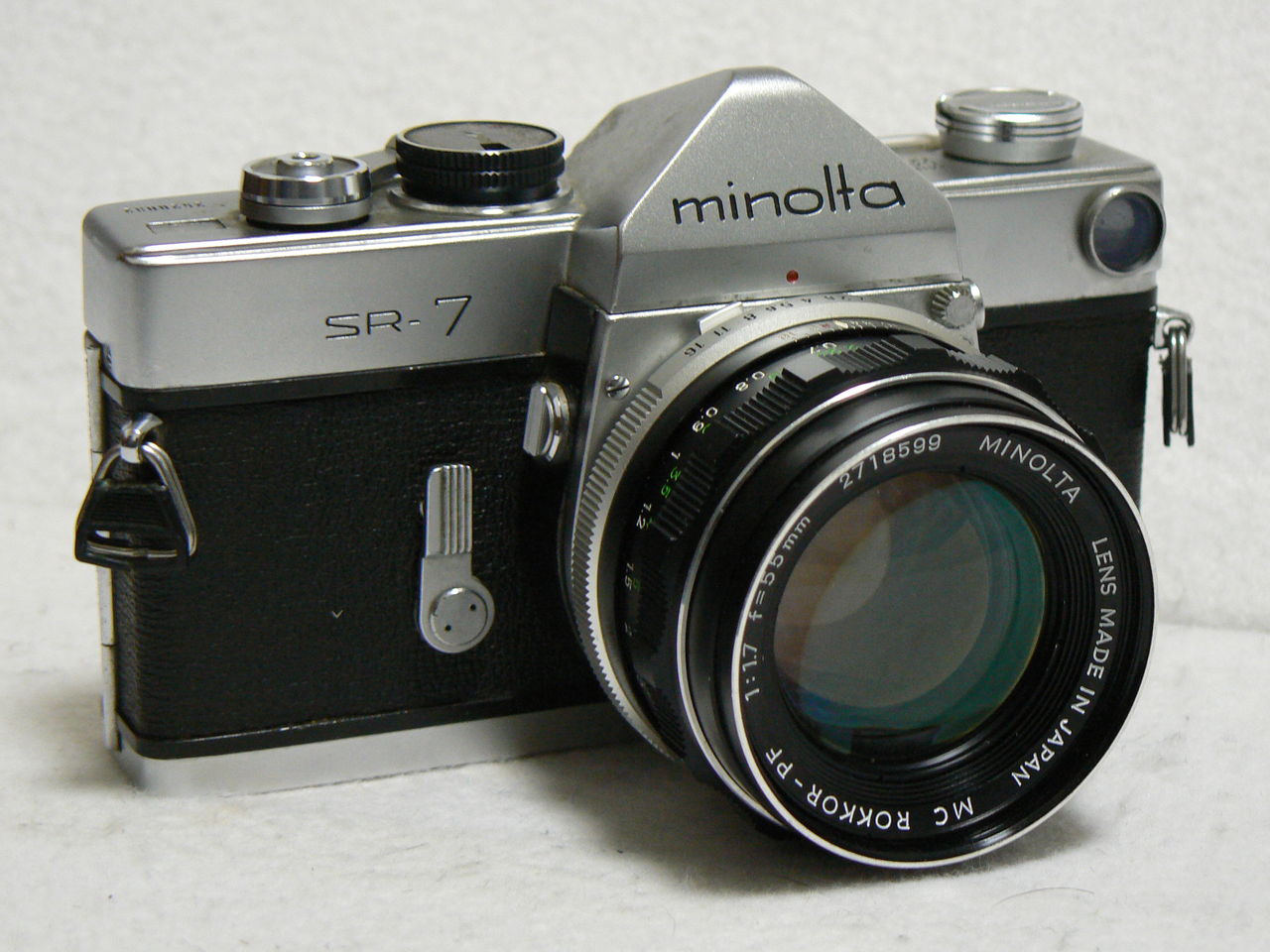 (ミノルタ) MINOLTA SR-7【カメラ フィルム一眼】