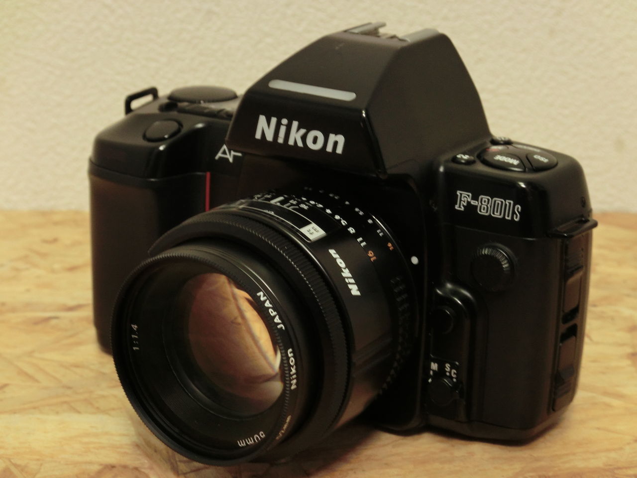 第34回目 ニコンF801s : ポンコツとうさんの「カメラの写真」