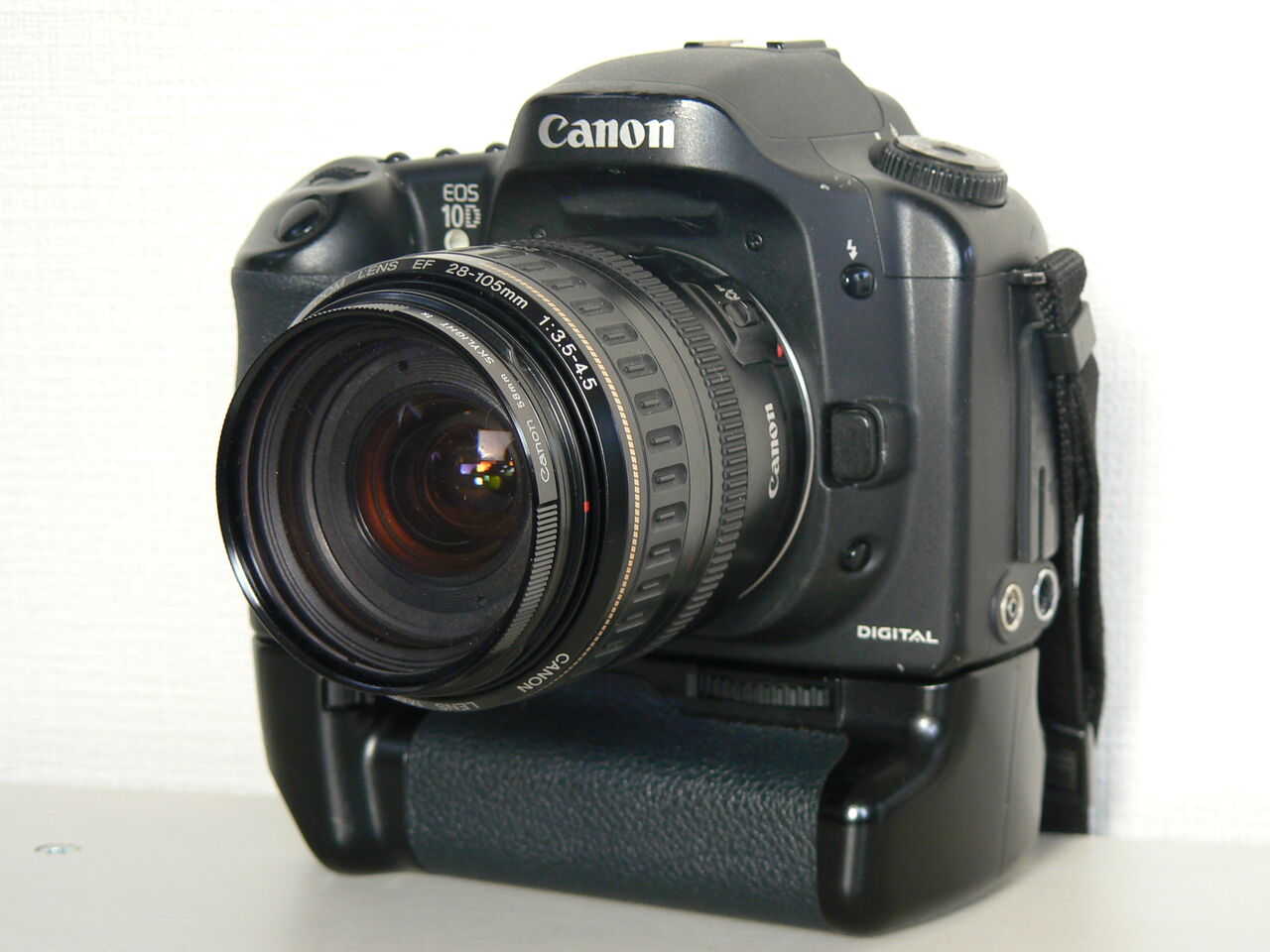 第371回目 キヤノンEOS-10D : ポンコツとうさんの「カメラの写真」