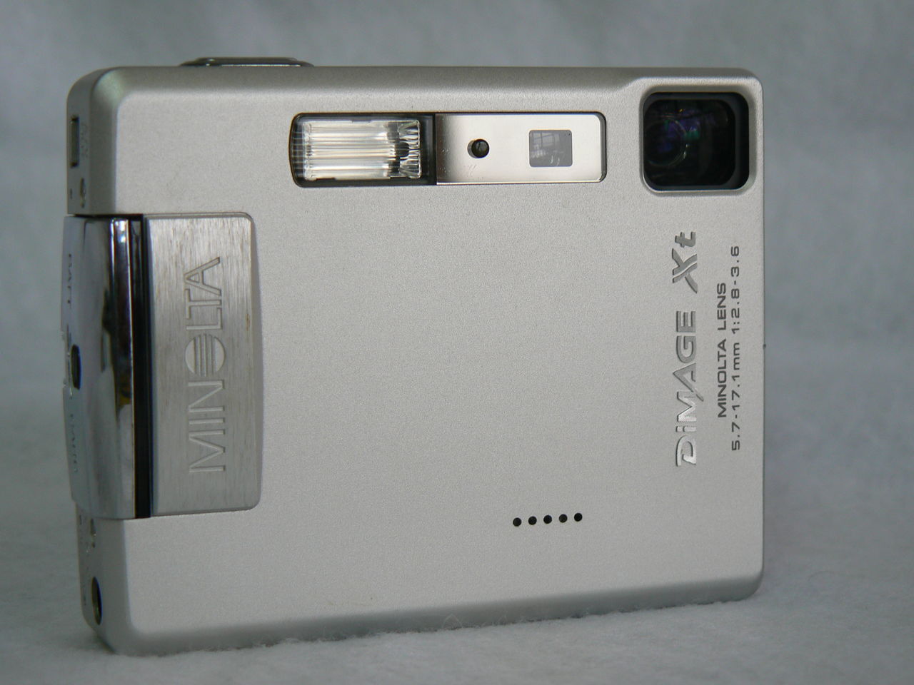 特上】ミノルタ 素早かっ MINOLTA DiMAGE Xt 特上】ミノルタ 素早かっ MINOLTA DiMAGE Xt