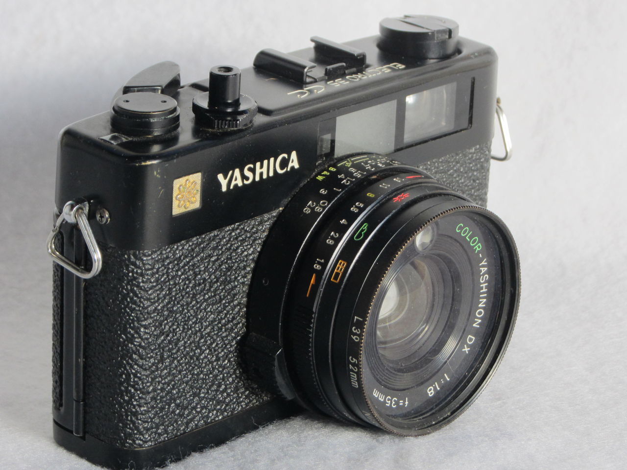 第227回目 ヤシカエレクトロ35CC : ポンコツとうさんの「カメラの写真」