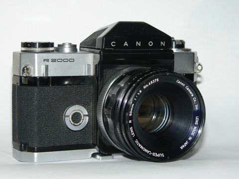 動作品 キャノン Canon R2000 100mm f/2.0 レンズ付 キヤノンフレックスR2000 - キヤノンカメラミュージアム