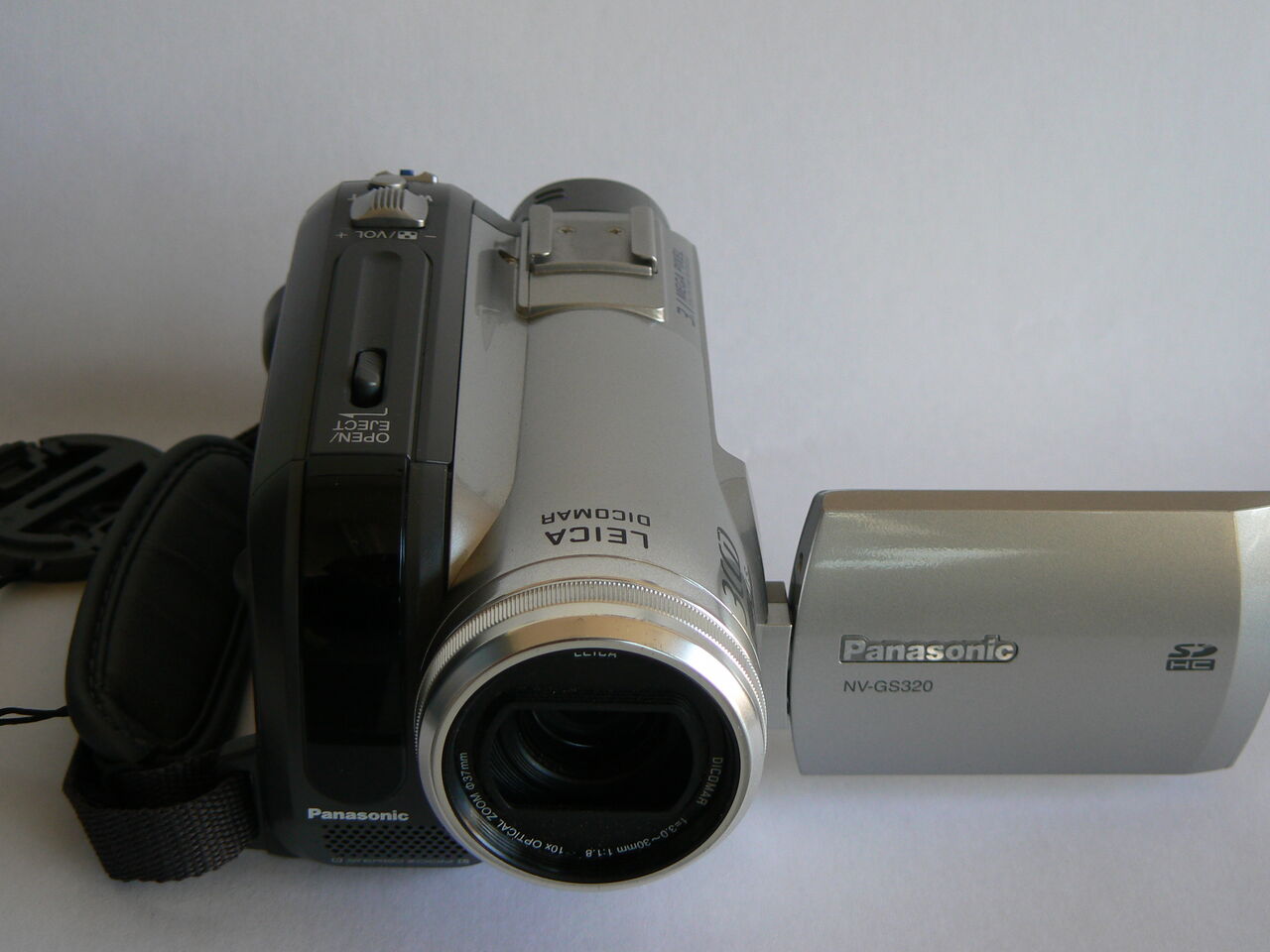 第306回目 パナソニック・NV-GS320 : ポンコツとうさんの「カメラの写真」