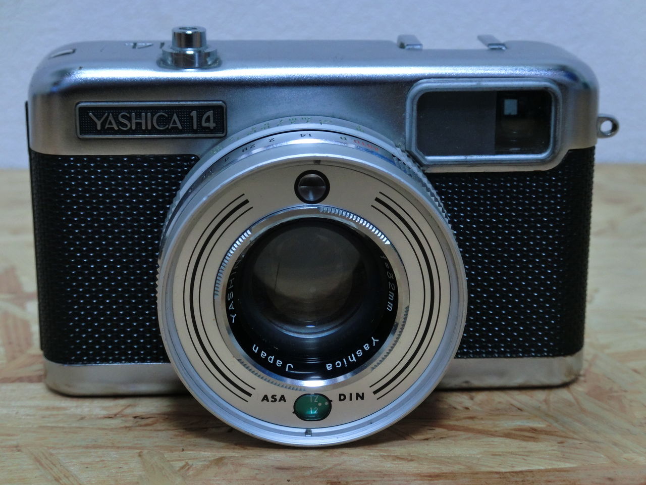YASHICA half 14 + half 17 セット ハーフ フィルム YASHICA half 14 + half 17 セット ハーフ フィルム(知られ