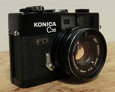 第1回目 コニカC35FD : ポンコツとうさんの「カメラの写真」 第1回目 コニカC35FD : ポンコツとうさんの「カメラの写真」