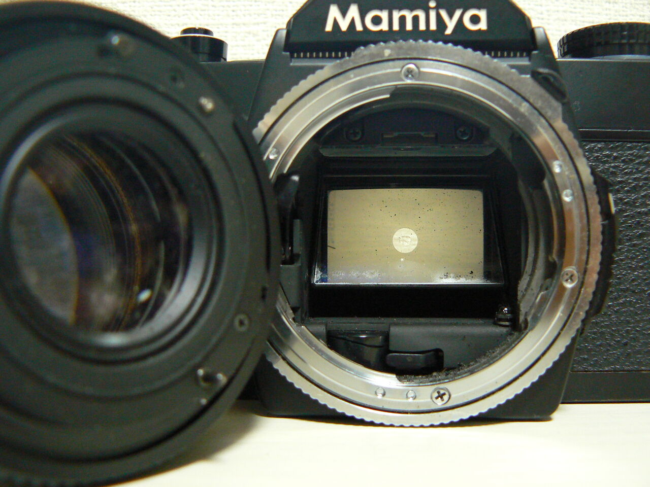 第350回目 マミヤNC1000S : ポンコツとうさんの「カメラの写真」 第350回目 マミヤNC1000S : ポンコツとうさんの「カメラの写真」