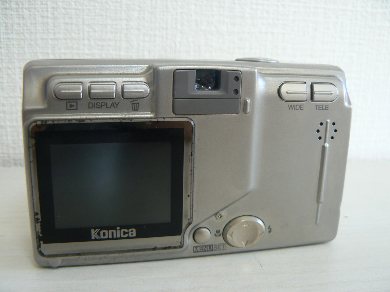 第384回目 コニカKD-400Z(Digital Revio) : ポンコツとうさんの 第384回目 コニカKD-400Z(Digital Revio) : ポンコツとうさんの