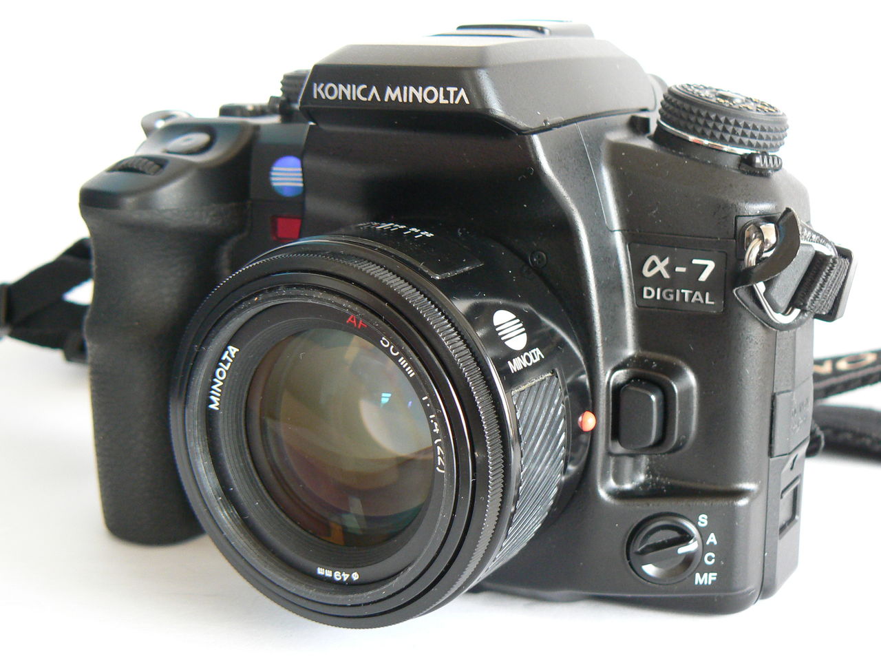 Minolta α-7 DIGITAL