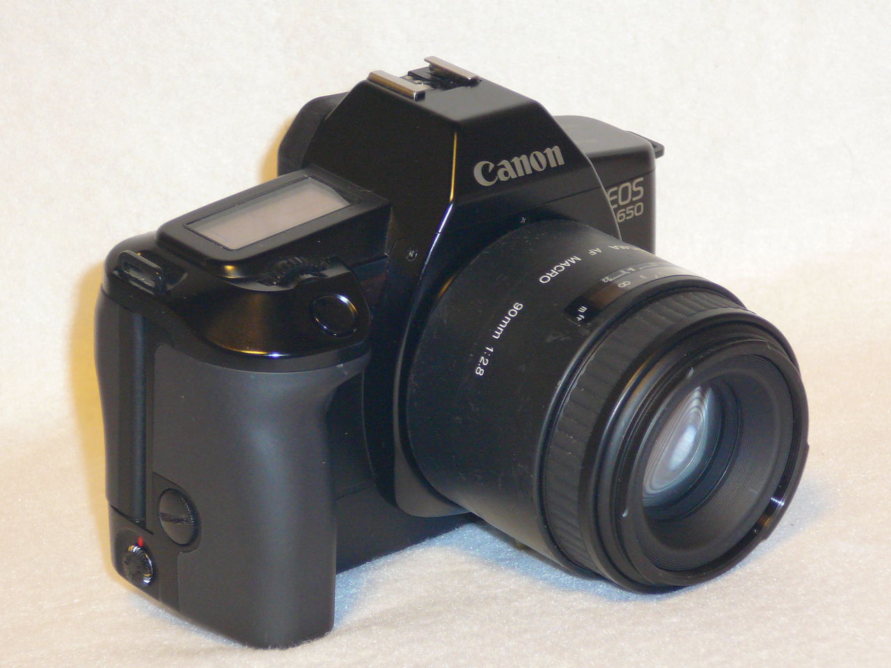 コラム】カメラ今昔物語 【キヤノン EOS650 編】