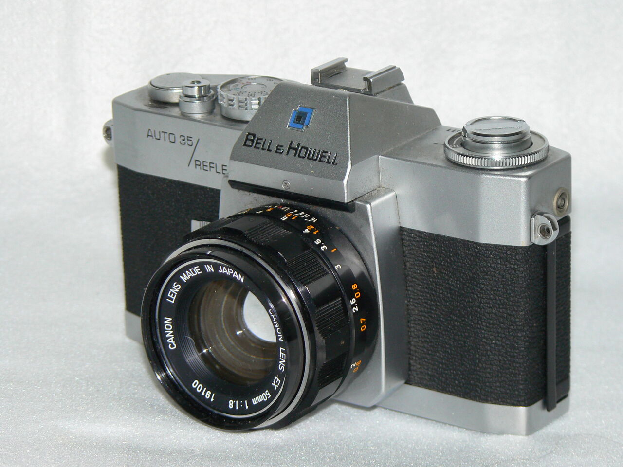 Bell&Howell ベル＆ハウエル 映写機 73f45b0c-s.jpg