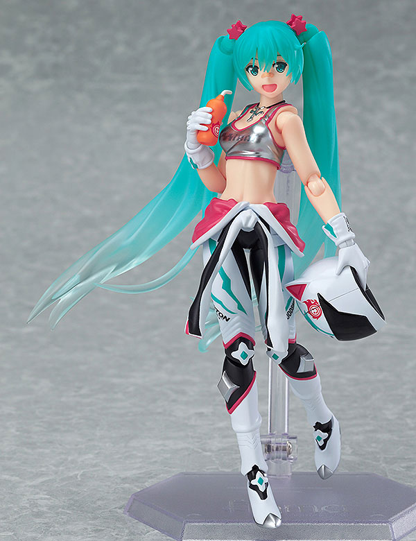 FIGURE-006692_04