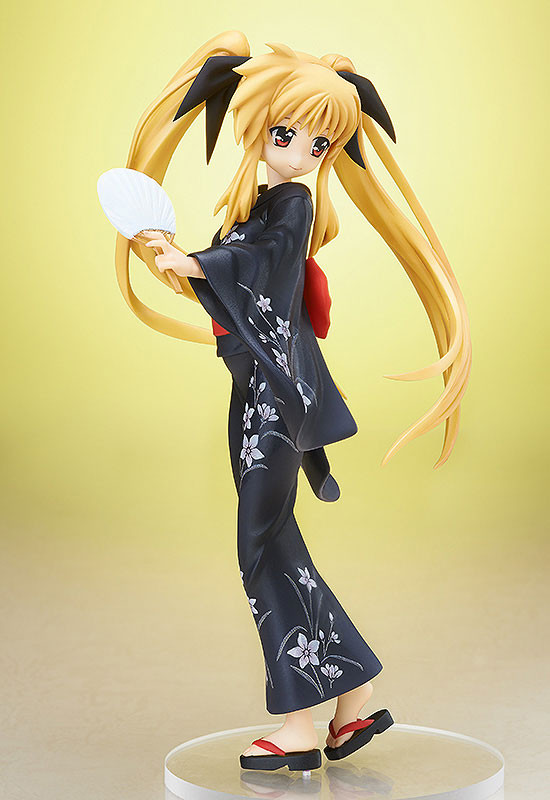 FIGURE-006750_02