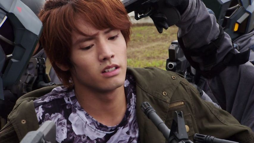 仮面ライダービルド 6話感想 ブラッドスタークは氷室幻徳 加速する怒涛の展開と面白さ 画像 ポンポコにゅーす ファン特化型アニメ感想サイト 仮面ライダービルド 6話感想 ブラッドスタークは氷室幻徳 加速する怒涛の展開と面白さ 画像 ポンポコにゅーす ファン特化型アニメ感想サイト