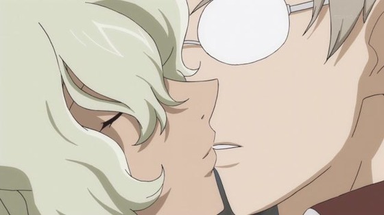 10 (19)