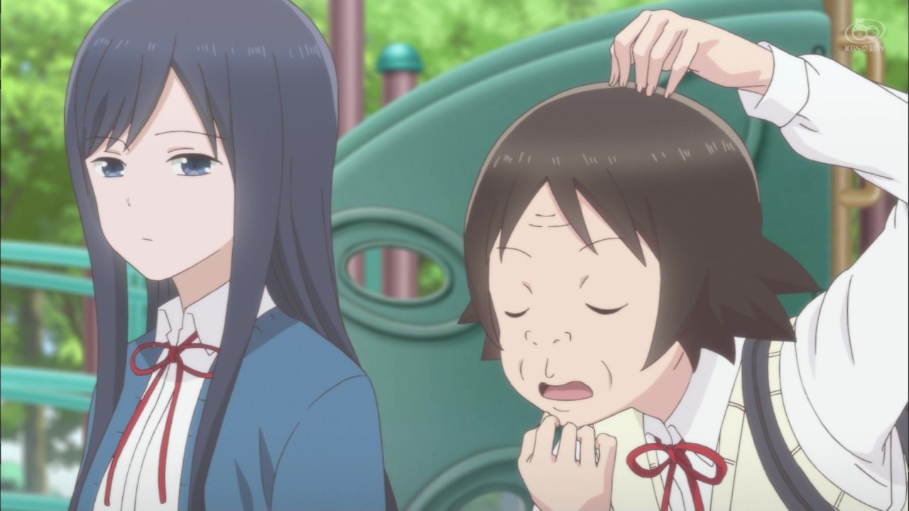 女子高生の無駄づかい 5話感想 転校生は百合美少女 リリィ登場 ロボ慕うマジメとの絡みも両生類バカとのぶつかりも面白い 画像 ポンポコにゅーす ファン特化型アニメ感想サイト