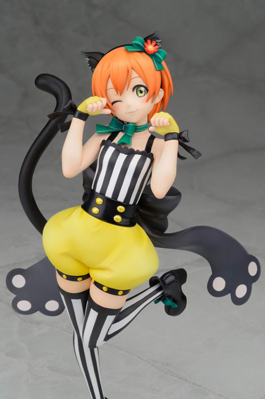 FIGURE-010902_07