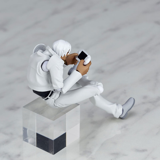 FIGURE-011765_13