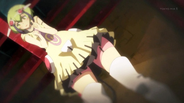 Dimension W (42)
