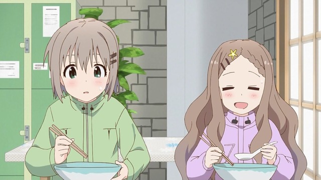 9 (16)
