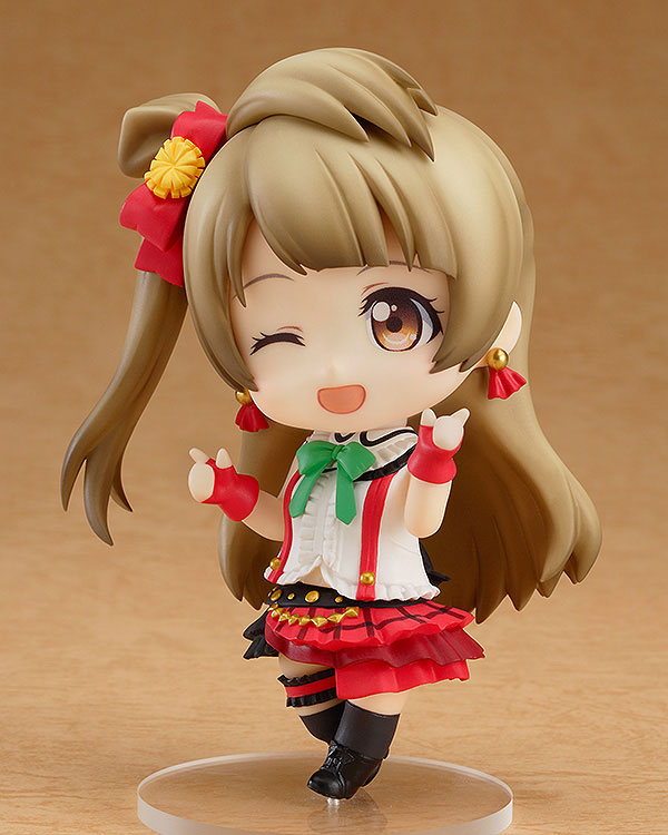 FIGURE-008068_03