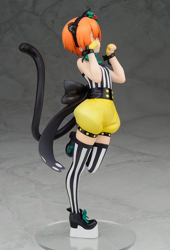 FIGURE-010902_04
